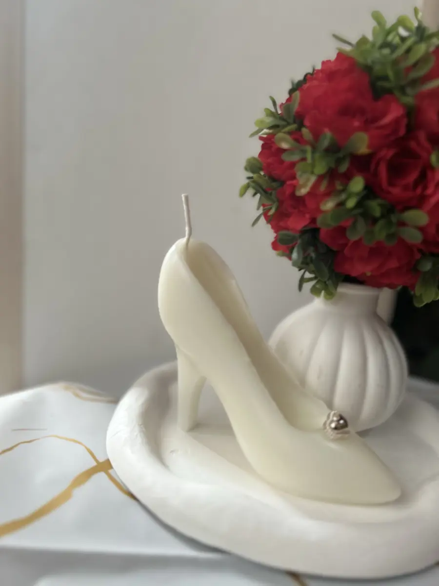 👰✨ Gəlinlik və Ayaqqabı Dəsti Şam — sevginin və xüsusi günlərin zərif xatirəsi el işi şəkli 2